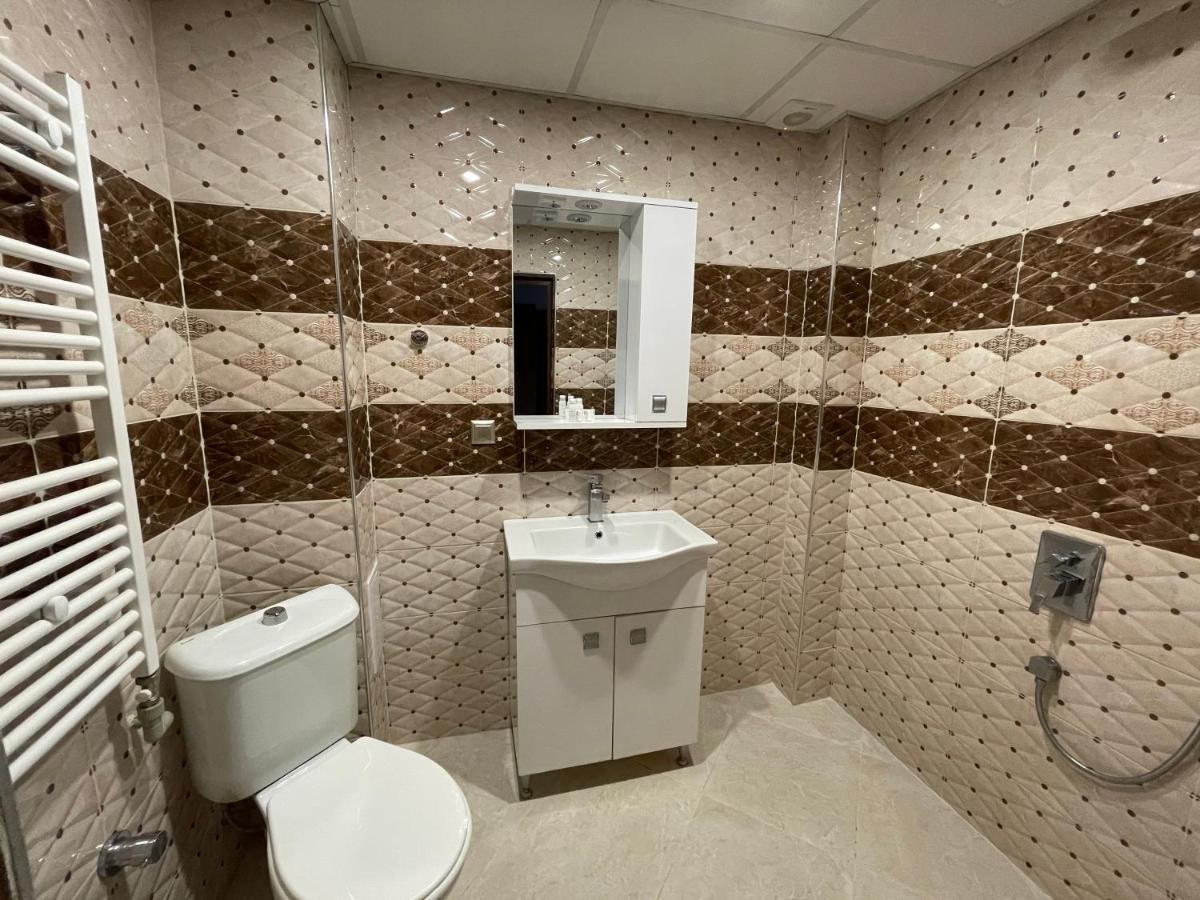 סרניצה Hotel Merdjan מראה חיצוני תמונה
