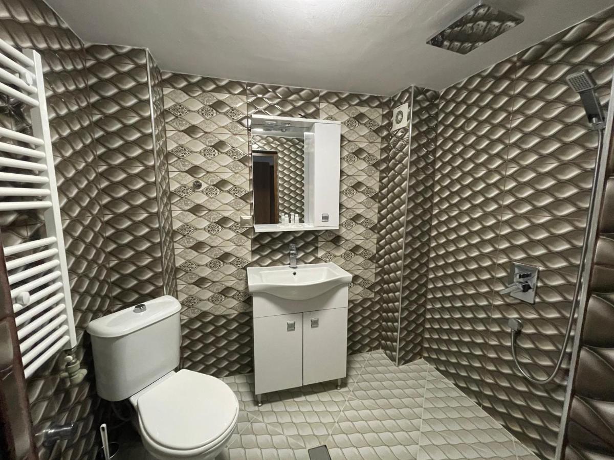 סרניצה Hotel Merdjan מראה חיצוני תמונה