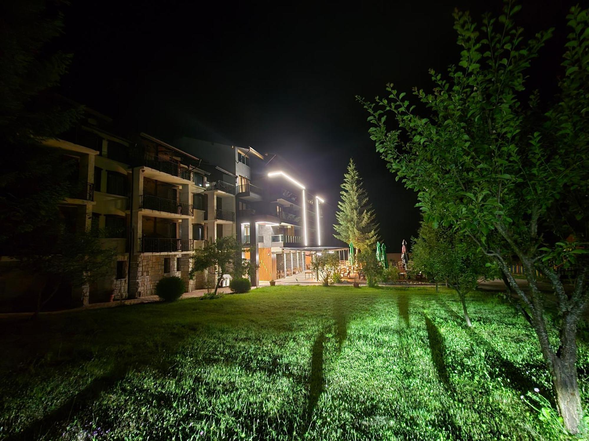 סרניצה Hotel Merdjan מראה חיצוני תמונה